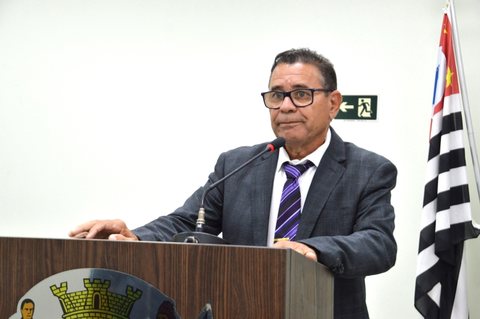 Vereador Professor Francisco fez vários pedidos de melhorias