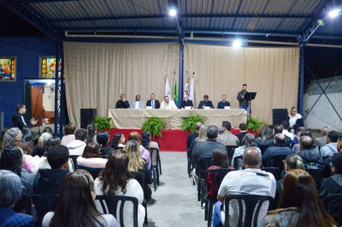 Foto 10 de Título de Cidadão Itaquaquecetubense ao Padre Luiz Felipe