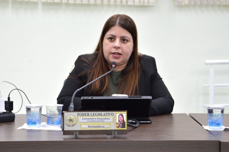 Vereadora Lessandra Gonçalves defende a causa animal