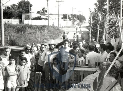 Toninho da Pamonha e moradores