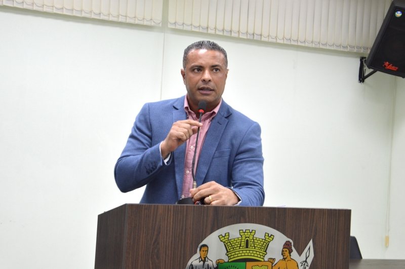 Projetos são de autoria do vereador Cesinha da Associação